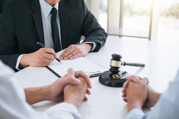 Pour le cas d’un avocat spécialisé en divorce, quelles sont ses compétences ?
