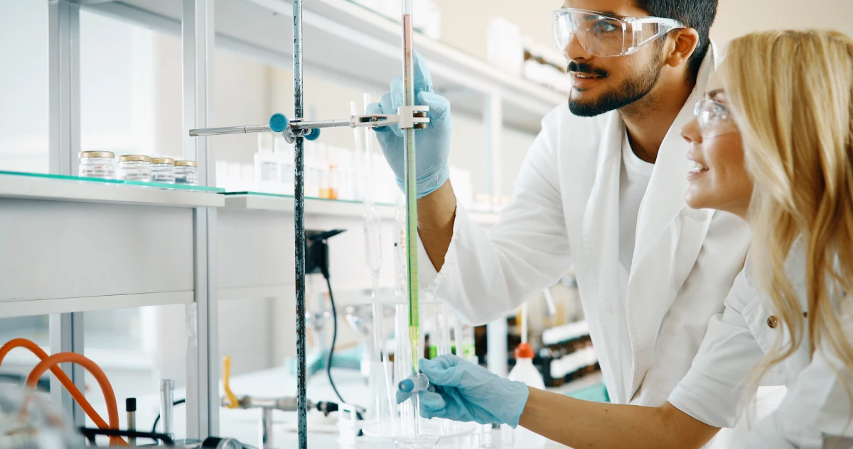 Le droit des biotechnologies et les brevets sur le vivant : enjeux et perspectives