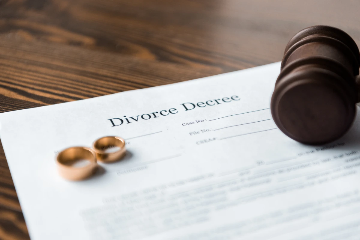 La révolution du divorce sans juge : Simplifiez votre séparation en 5 étapes clés